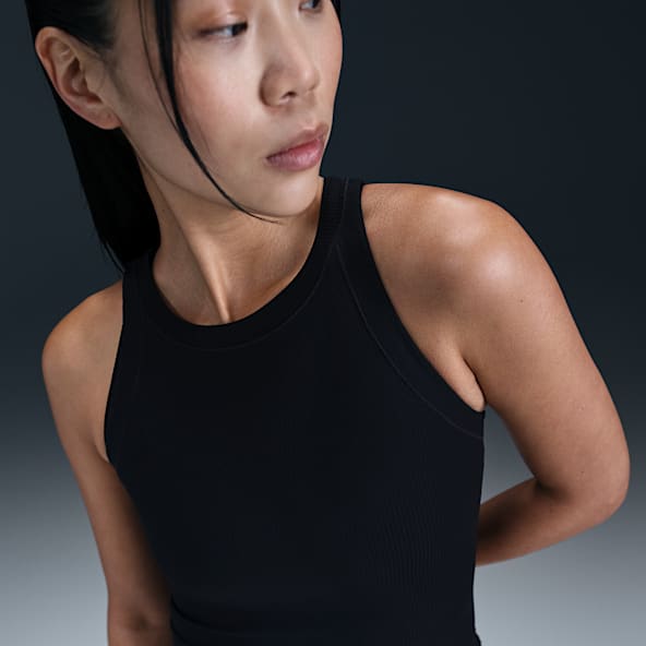 Black Yoga Crew Neck. Nike.com